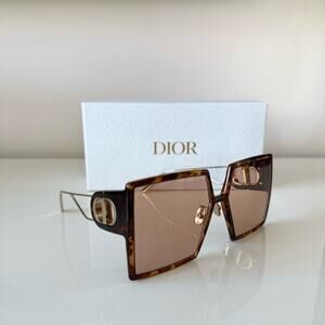 NWT!!! Christian Dior30Montaigne 5U 26lO Sunglasses Authentic Retail 560$